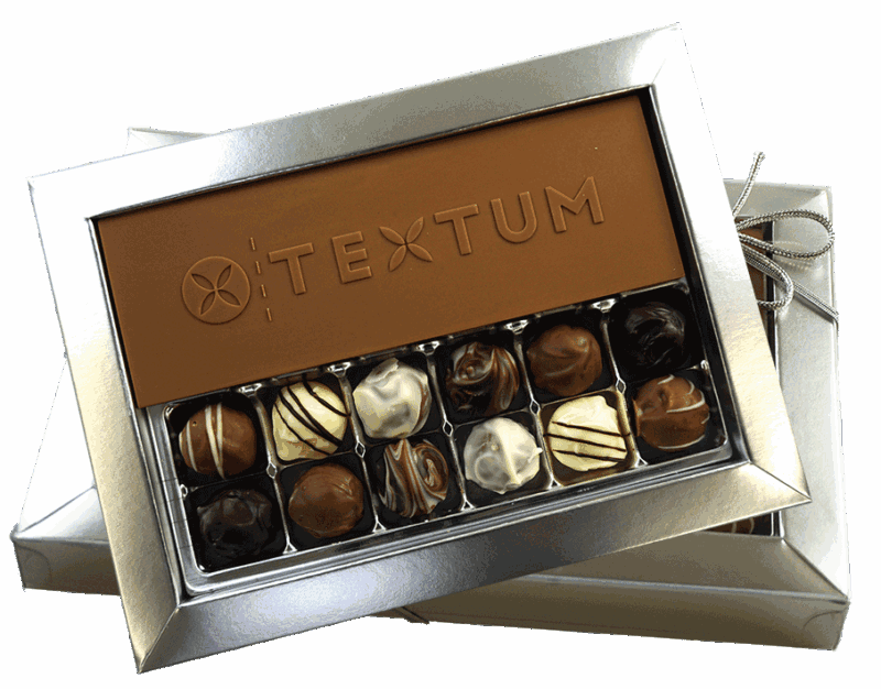 BespokePralineBoxSilverLid_SL105